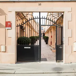 ** Hotel apartamentowy De L'horloge Francja