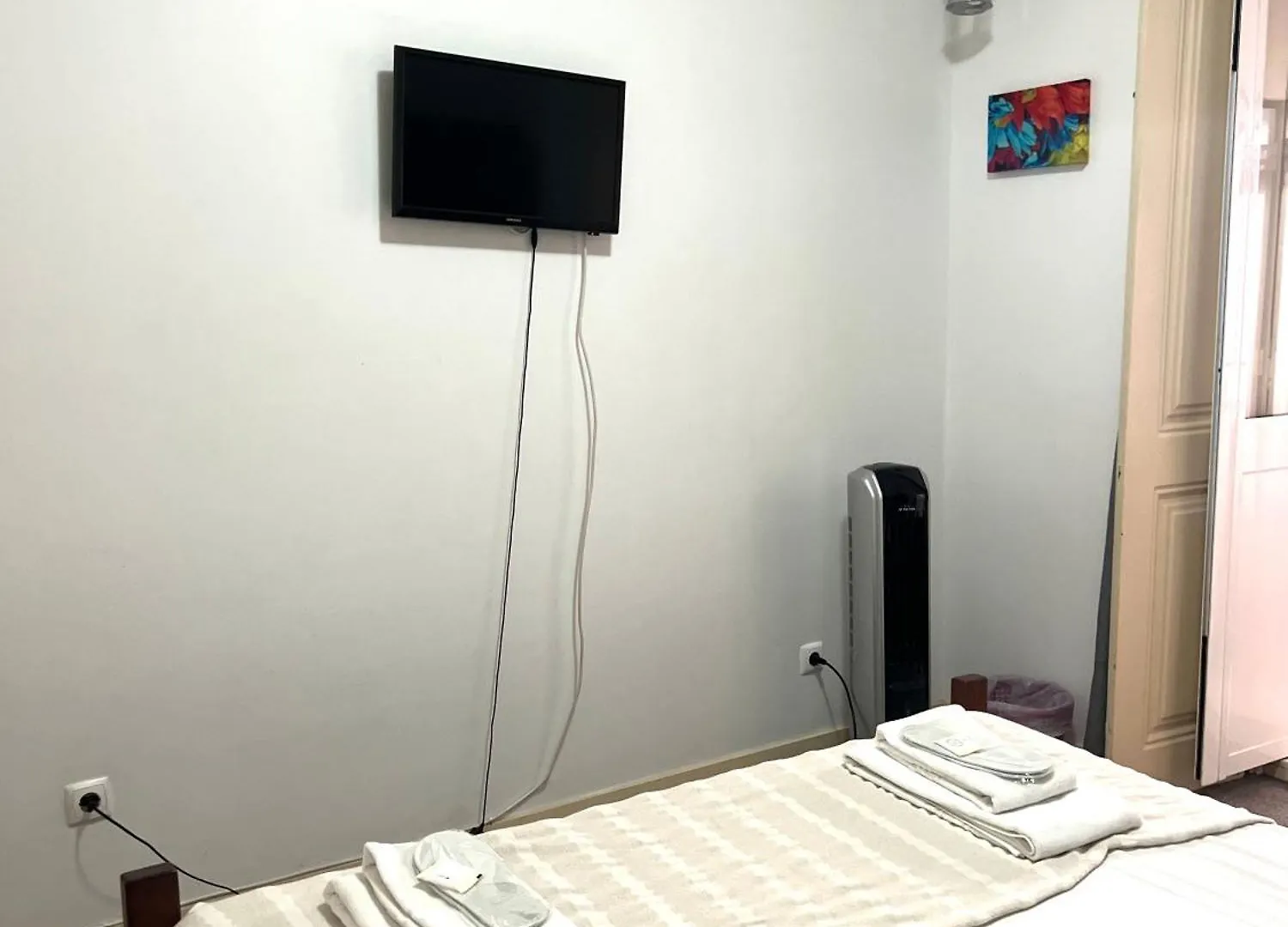 Sao Lazaro Bhuiyan Family Host Guest house Lisbon